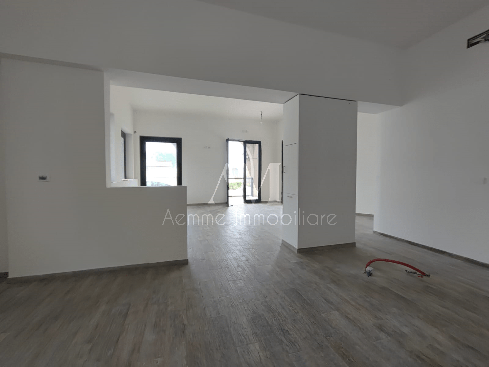 TSR Watermark – 1011