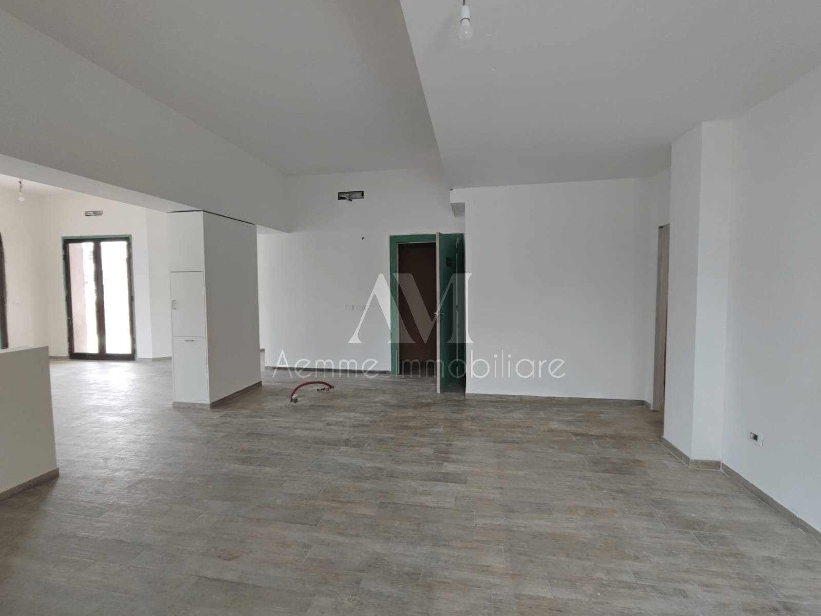 TSR Watermark – 1012