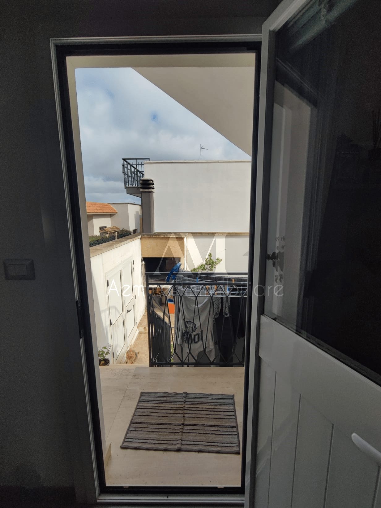 TSR Watermark – 1190