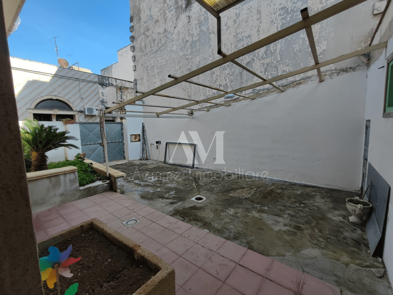 TSR Watermark – 453