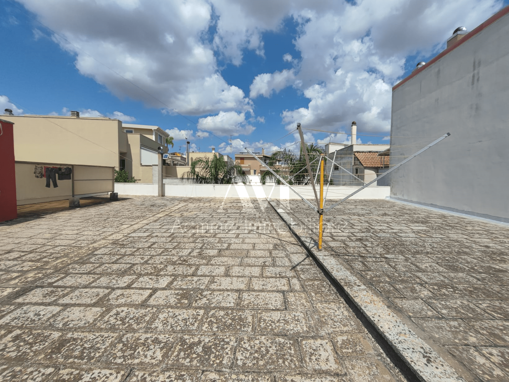 TSR Watermark – 672