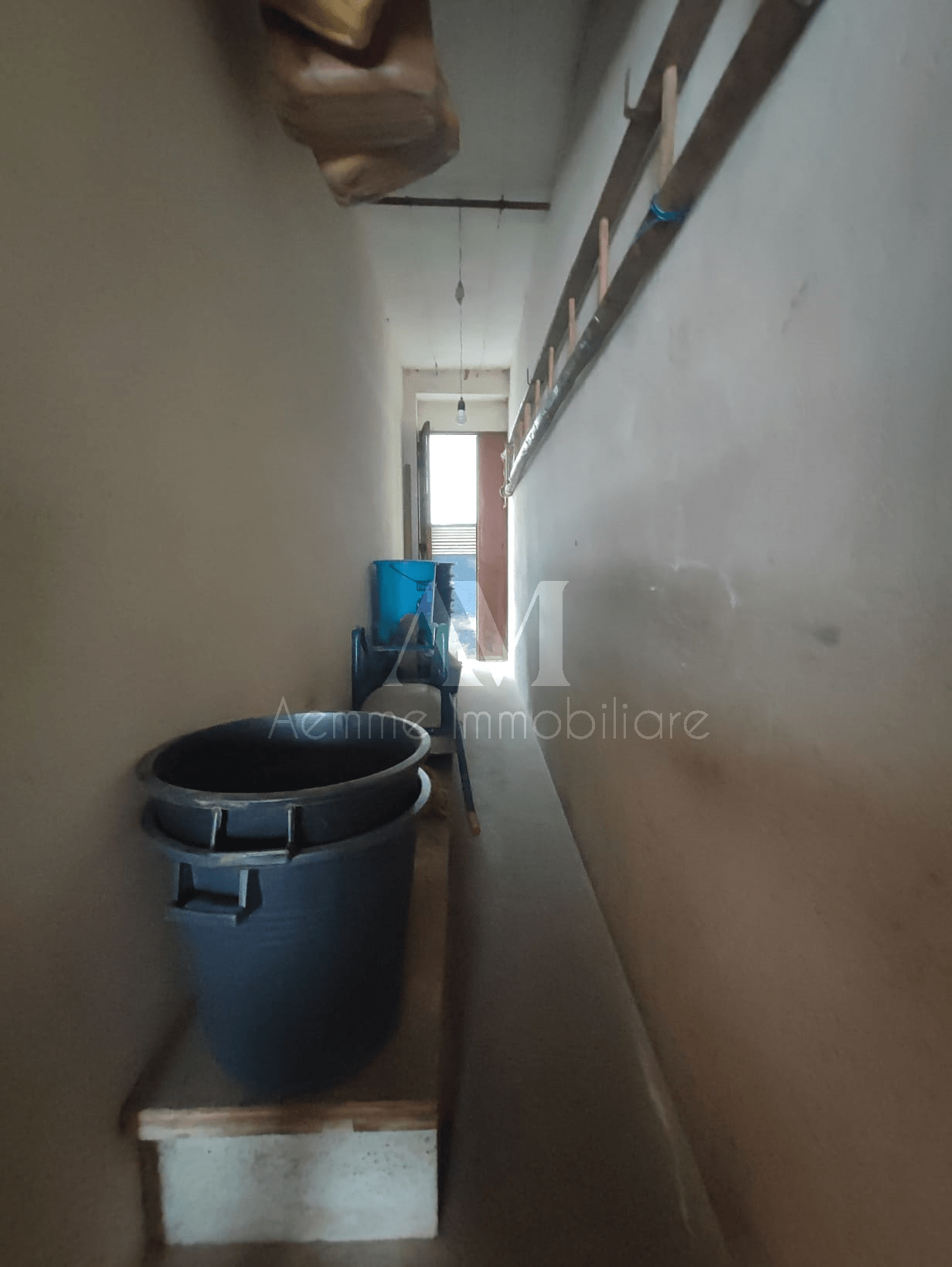 TSR Watermark – 693