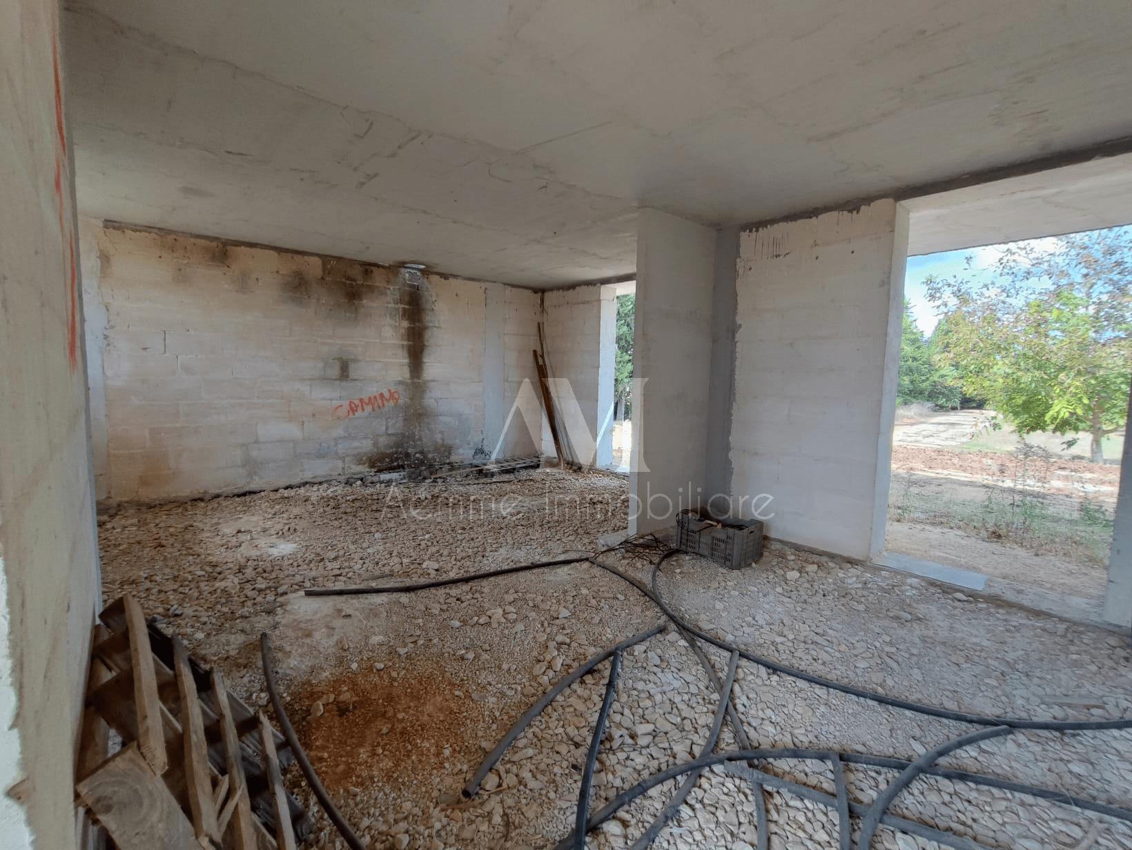 TSR Watermark – 743