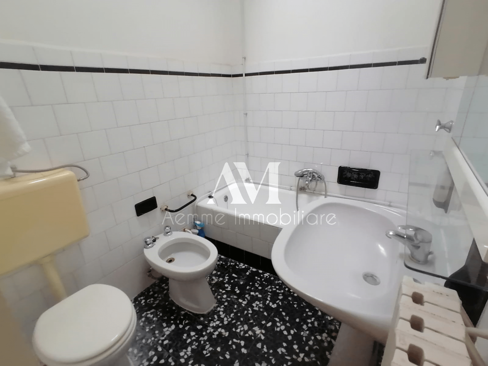 TSR Watermark – 909