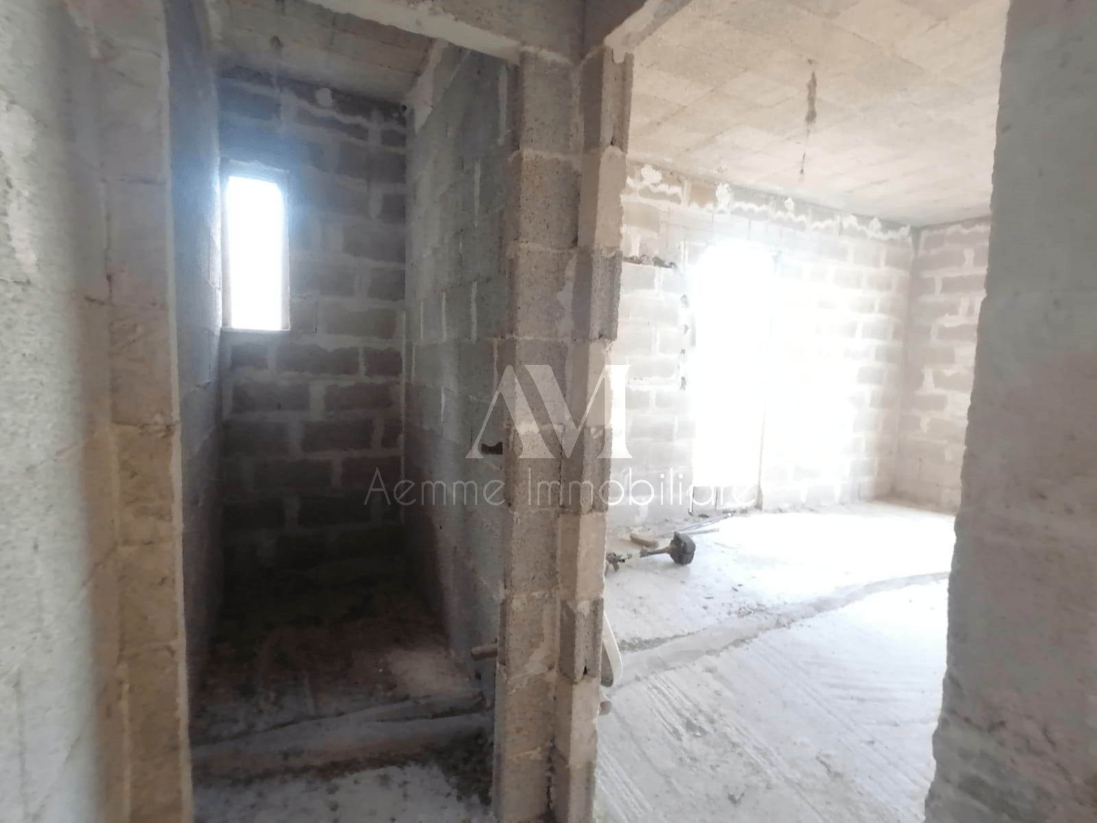 TSR Watermark – 942