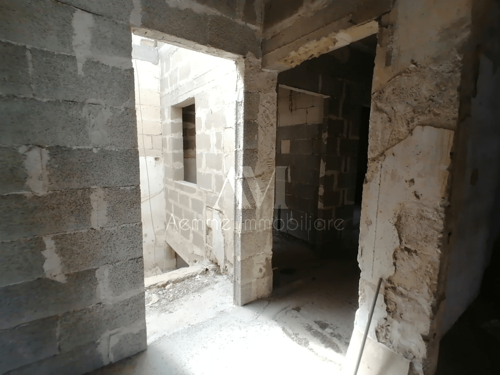 TSR Watermark – 943