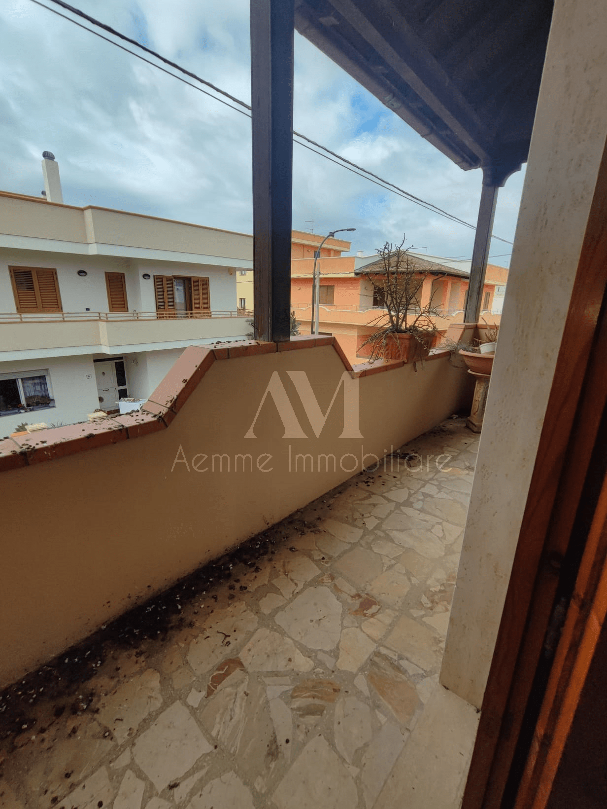 TSR Watermark – 1275