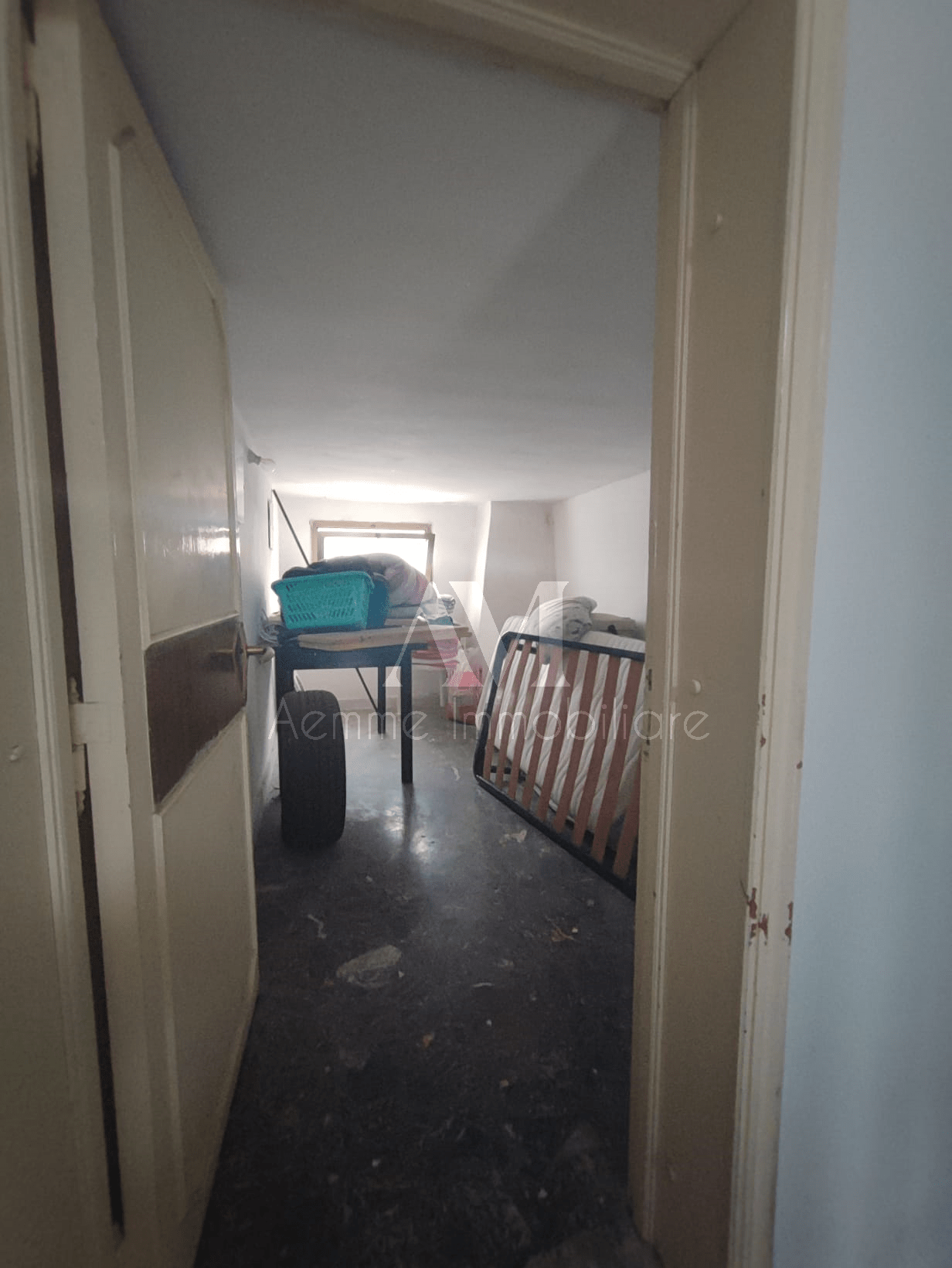 TSR Watermark – 1385
