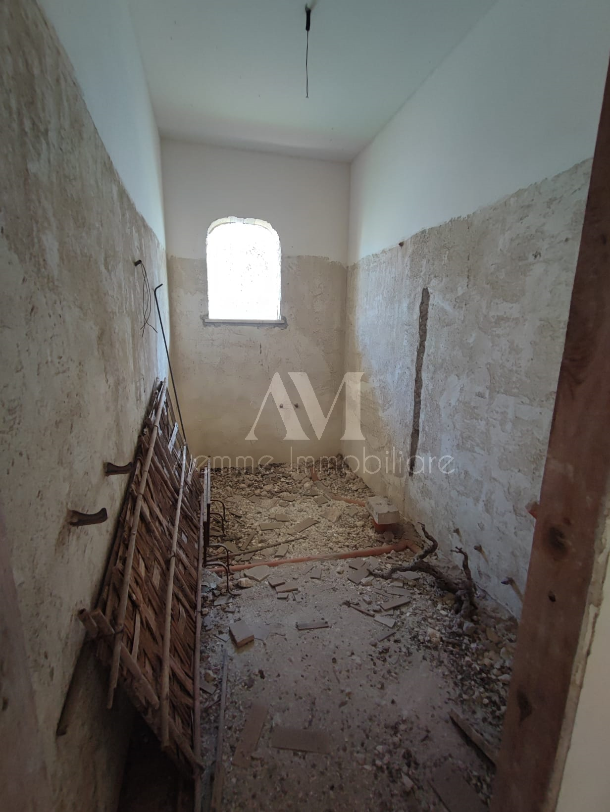 TSR Watermark – 434