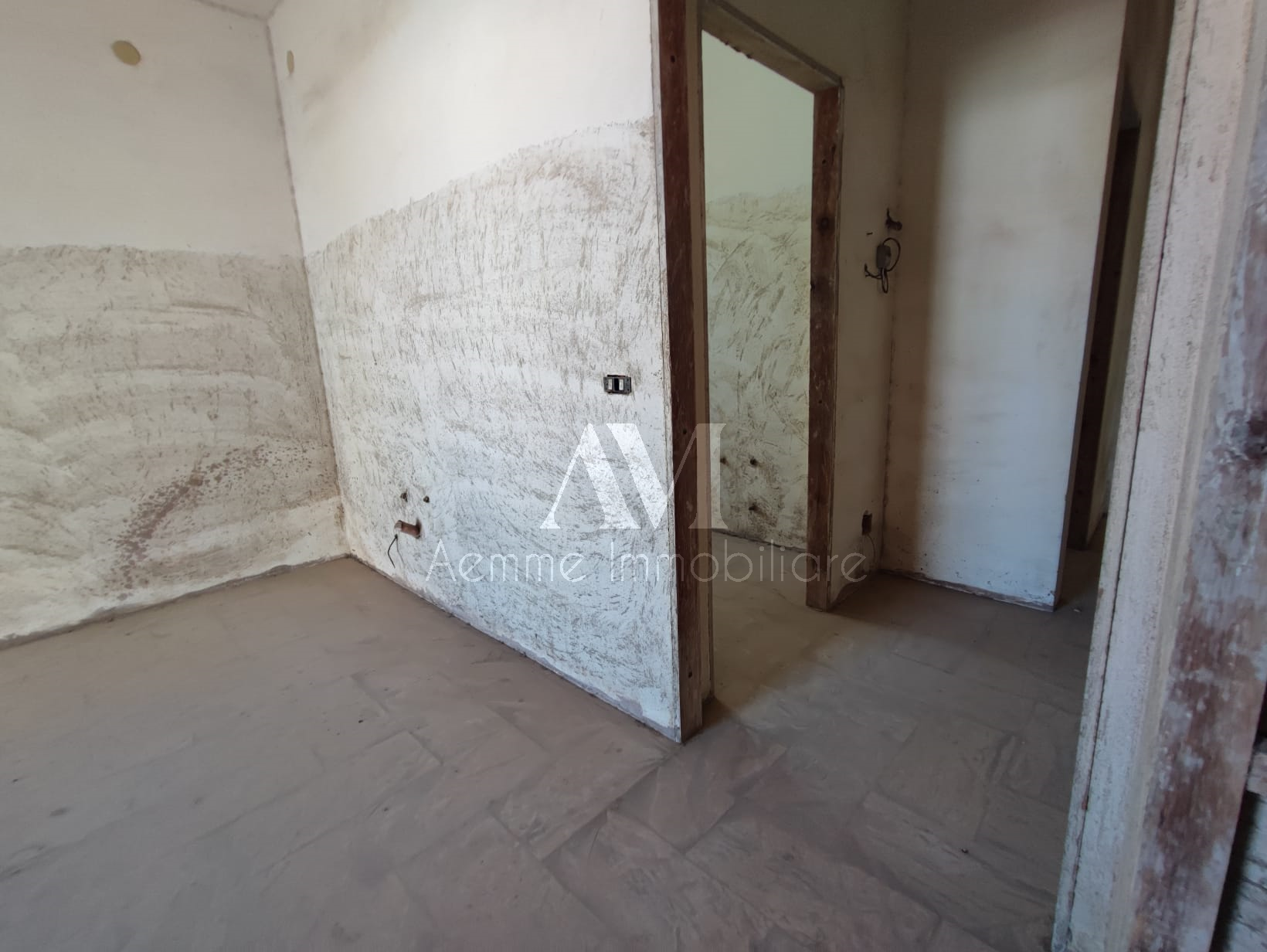 TSR Watermark – 439