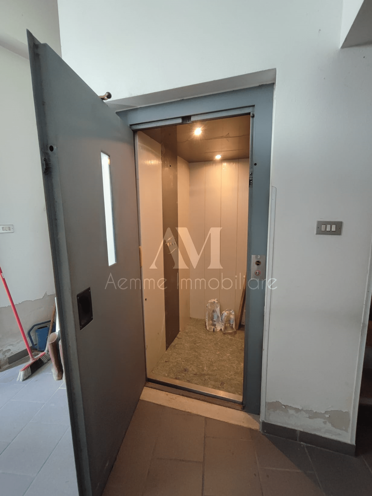 TSR Watermark – 627